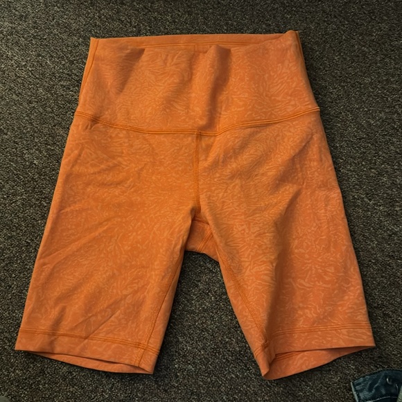 Lululemon limited edition align shorts orange print - Picture 4 of 6